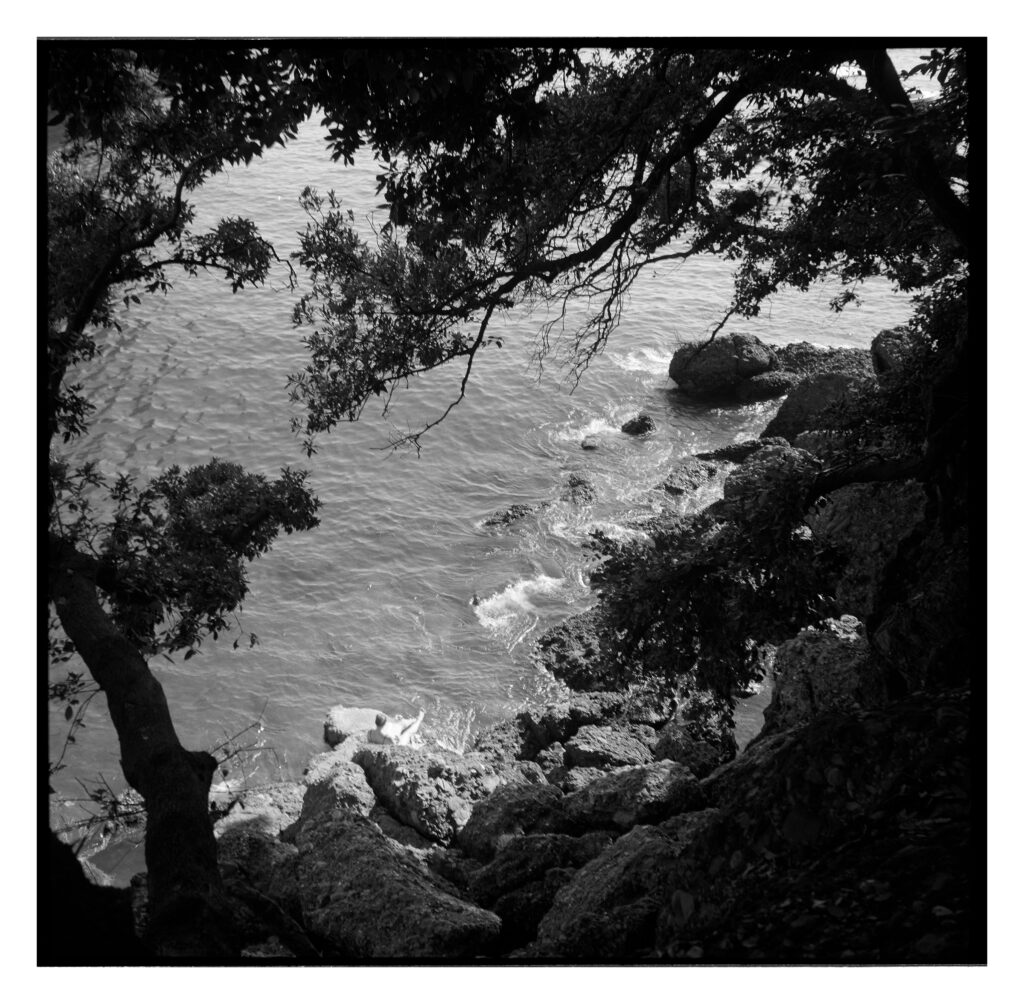 Reading in San Fruttuoso